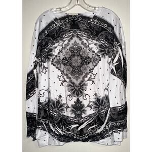 Blumin Apparel Black & White Decorated Top with Thumbhole ~ 3XL